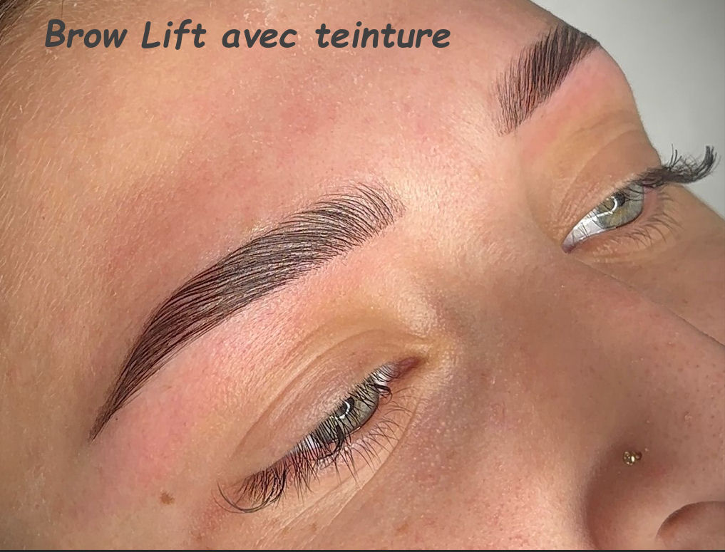 Brow Lift avec teinture